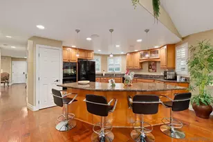 10421 Les Arbres Pl, San Diego, CA 92131 - Photo 7