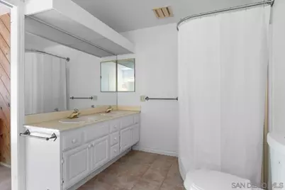  2665 Kauana Loa Dr, Escondido, CA 92029 - Photo 15