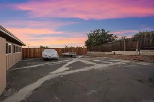 820 Frances Dr, Vista, CA 92084 - Photo 31