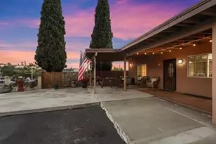 820 Frances Dr, Vista, CA 92084 - Photo 3