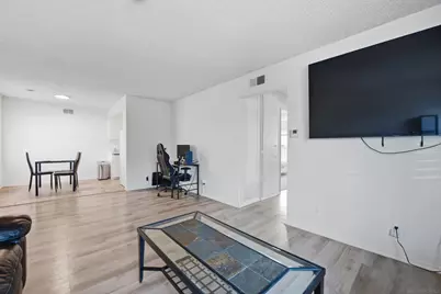  627-629 N Citrus Ave., Vista, CA 92084 - Photo 3