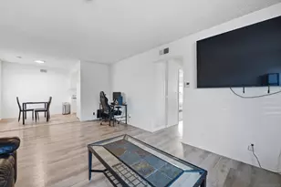 627-629 N Citrus Ave, Vista, CA 92084 - Photo 3