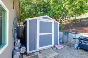 1395 S Somermont Dr, El Cajon, CA 92021 - Photo 29