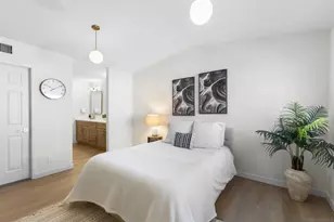 5878 Mission Center, San Diego, CA 92123 - Photo 9