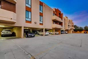 7826 Topanga Canyon Blvd, Canoga Park, CA 91304 - Photo 5