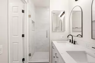 3281 Loma Riviera Dr, San Diego, CA 92110 - Photo 21