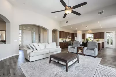  1812 Hayden Ranch Rd, Vista, CA 92084 - Photo 11