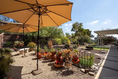  1812 Hayden Ranch Rd, Vista, CA 92084 - Photo 43