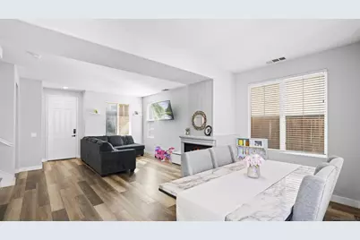  28327 Triese St, Murrieta, CA 92563 - Photo 5