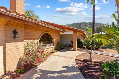  13960 Valle Lindo, Escondido, CA 92027 - Photo 5
