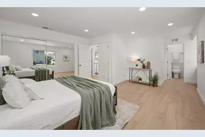  6243 Lake Lomond Dr, San Diego, CA 92119 - Photo 15