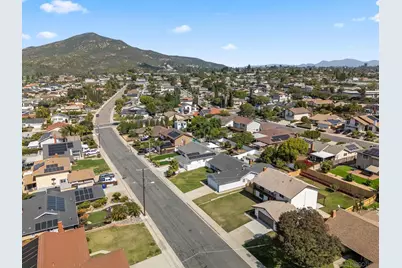  6243 Lake Lomond Dr, San Diego, CA 92119 - Photo 29