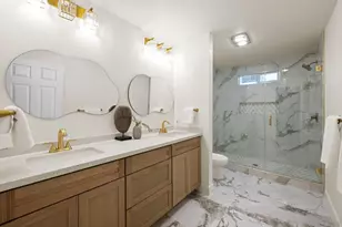 7001 Almaden Ln, Carlsbad, CA 92009 - Photo 11