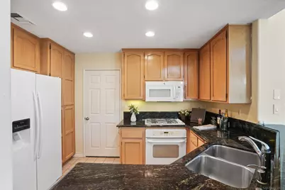  12670 Springbrook Dr #D, San Diego, CA 92128 - Photo 3