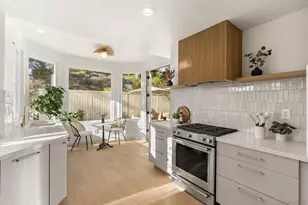 5825 Caminito Del Estio, La Jolla, CA 92037 - Photo 3