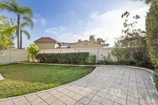 5825 Caminito Del Estio, La Jolla, CA 92037 - Photo 29