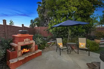 6433 La Paloma St, Carlsbad, CA 92009 - Photo 5