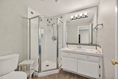  1125 Pacific Beach Dr #204, San Diego, CA 92109 - Photo 5