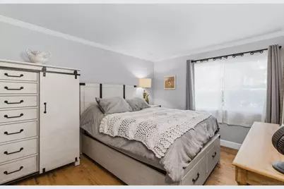  8368 Via Sonoma, La Jolla, CA 92037 - Photo 23