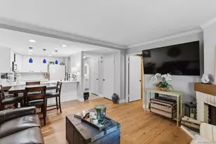 8368 Via Sonoma, La Jolla, CA 92037 - Photo 9