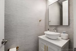 2055 Fifth Ave, San Diego, CA 92101 - Photo 9