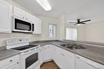  7545 Charmant Dr #1307, San Diego, CA 92122 - Photo 3