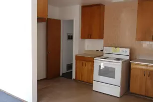 945 E J St, Chula Vista, CA 91910 - Photo 15