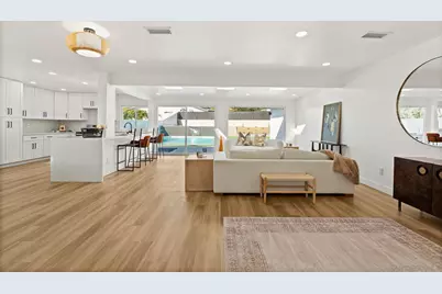  1110 Sea Village Dr, Cardiff by the Sea, CA 92007 - Photo 3