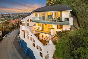 1705 Valdes Dr, La Jolla, CA 92037 - Photo 59