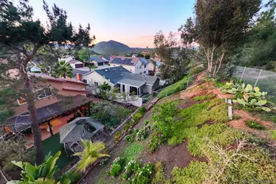  18097 Valladares Dr, San Diego, CA 92127 - Photo 31