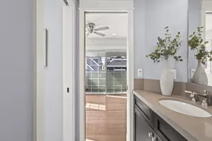 816 F, Coronado, CA 92118 - Photo 31