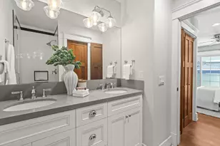 816 F, Coronado, CA 92118 - Photo 23