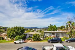 725 E 4th Ave, Escondido, CA 92025 - Photo 33