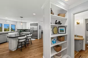 7651 Country Club Dr, La Jolla, CA 92037 - Photo 19