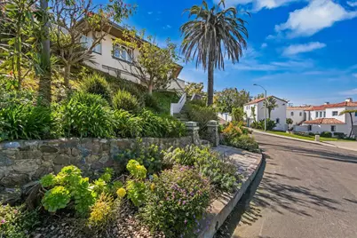  7651 Country Club Drive, La Jolla, CA 92037 - Photo 9