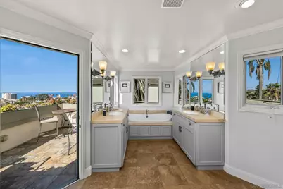  7651 Country Club Drive, La Jolla, CA 92037 - Photo 33