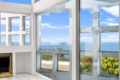  1550 Bluebird Ln, La Jolla, CA 92037 - Photo 11