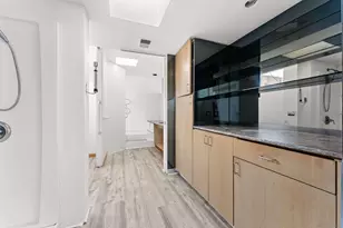 1550 Bluebird Ln, La Jolla, CA 92037 - Photo 31