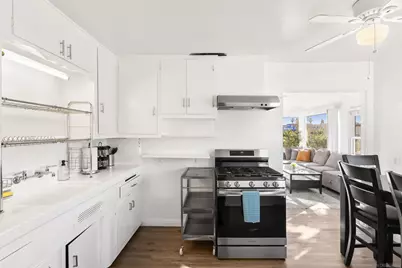  5111 Mission Blvd, San Diego, CA 92109 - Photo 17