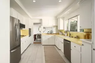 5926 Germaine Ln, La Jolla, CA 92037 - Photo 9
