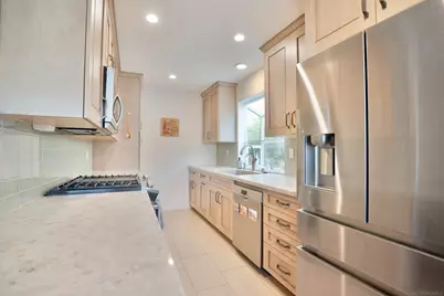  3832 Groton St #2, San Diego, CA 92110 - Photo 3