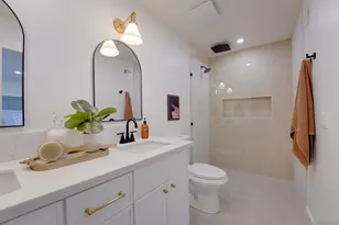 2927 Governor Dr, San Diego, CA 92122 - Photo 57