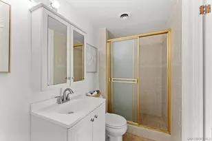 1305 Cornish Dr, Oceanside, CA 92054 - Photo 15