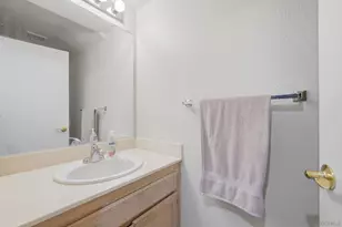 12233 Via Hacienda, El Cajon, CA 92019 - Photo 13