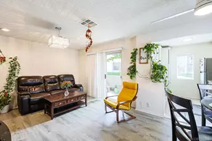 10894 Aderman Ave, San Diego, CA 92126 - Photo 5