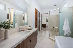 7970 Roseland Dr, La Jolla, CA 92037 - Photo 23