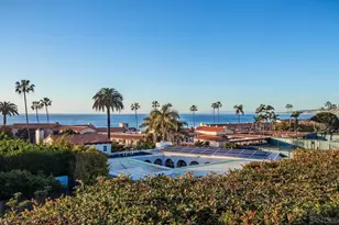 7970 Roseland Dr, La Jolla, CA 92037 - Photo 9