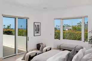 7970 Roseland Dr, La Jolla, CA 92037 - Photo 17