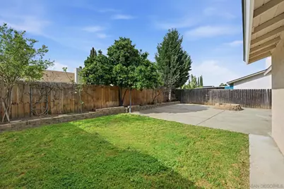  3039 Pecan Pl, Escondido, CA 92027 - Photo 27