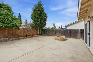 3039 Pecan Pl, Escondido, CA 92027 - Photo 25